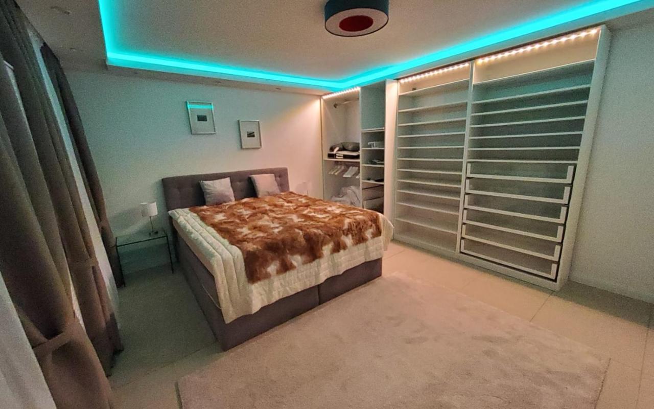 3 Zimmer Wohnung - Keine Party Wohnung ! 6 Personen Düsseldorf Eksteriør billede